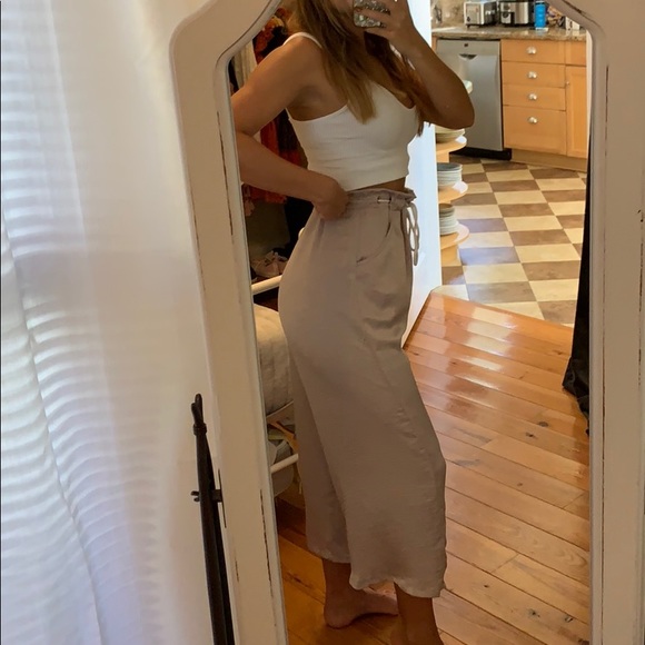 high waisted flowy pants - Picture 2 of 6